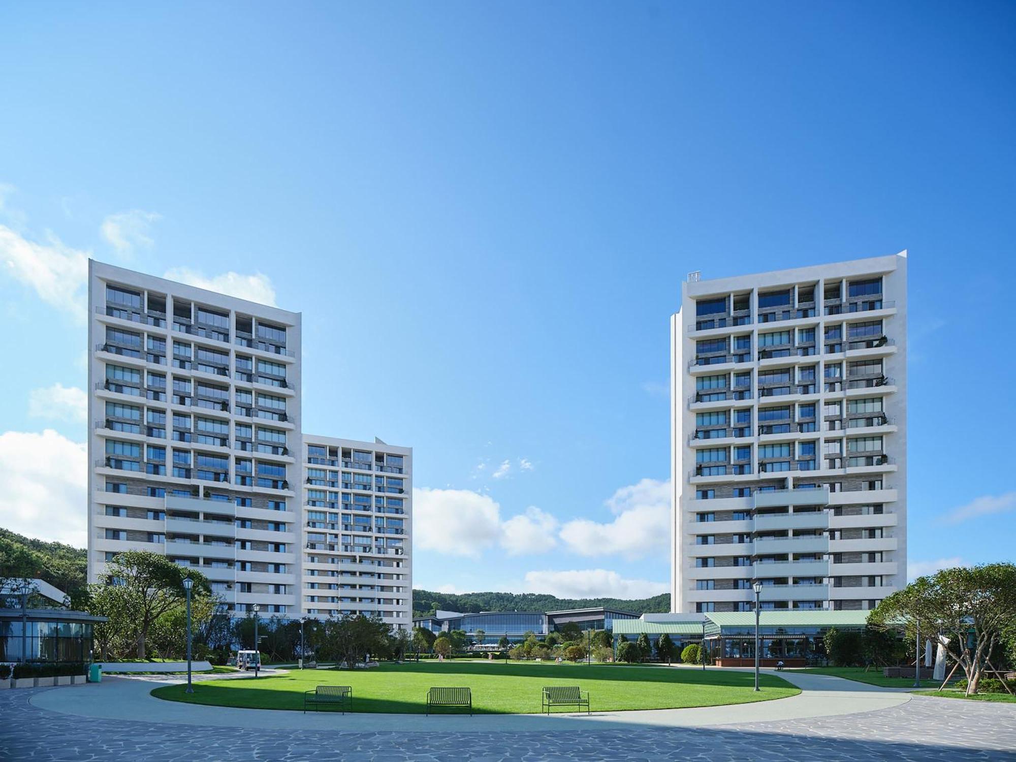 Ananti At Busan Village Екстериор снимка